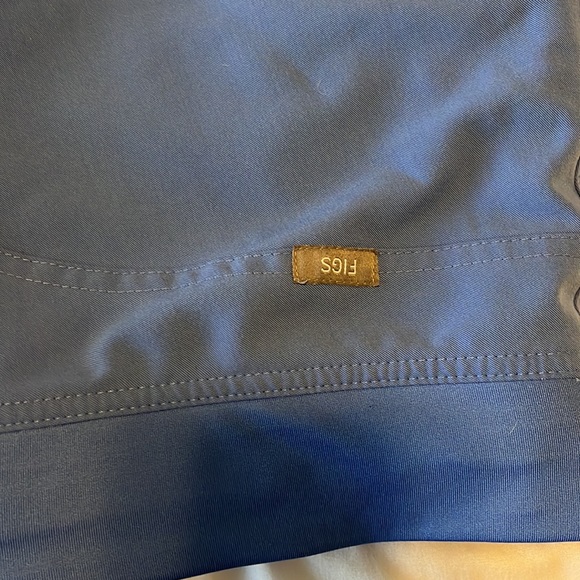 Figs KADE cargo scrub pants - Picture 2 of 3